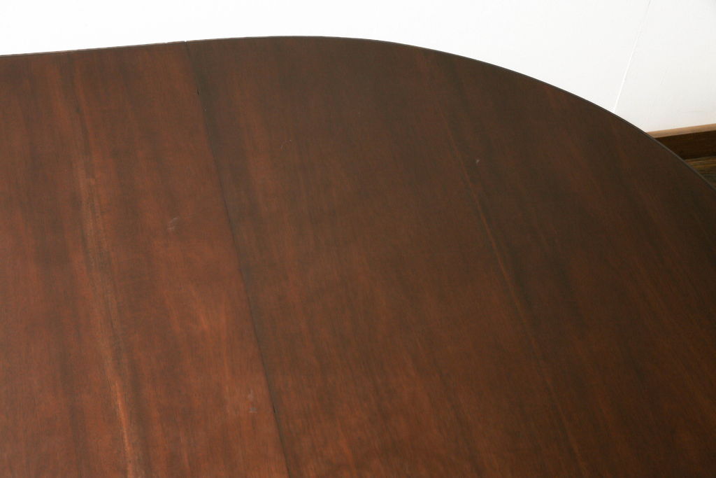 アンティーク家具　イギリスアンティーク　ハンドル式　クロウ&ボール　力強い存在感のマホガニー材製エクステンションテーブル(ダイニングテーブル)