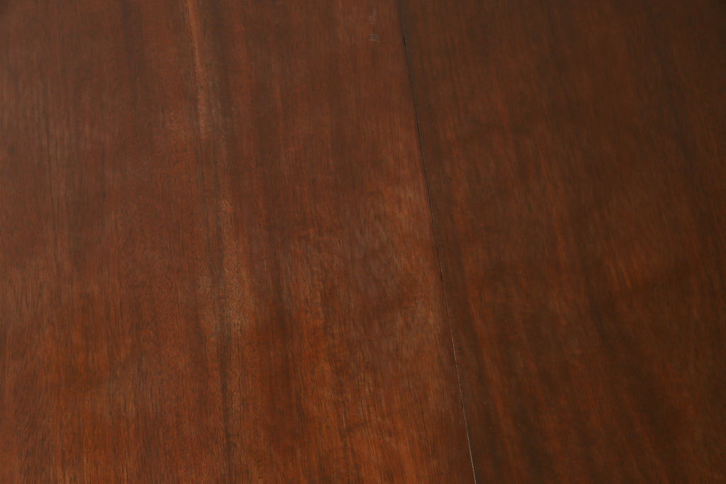 アンティーク家具　イギリスアンティーク　ハンドル式　クロウ&ボール　力強い存在感のマホガニー材製エクステンションテーブル(ダイニングテーブル)
