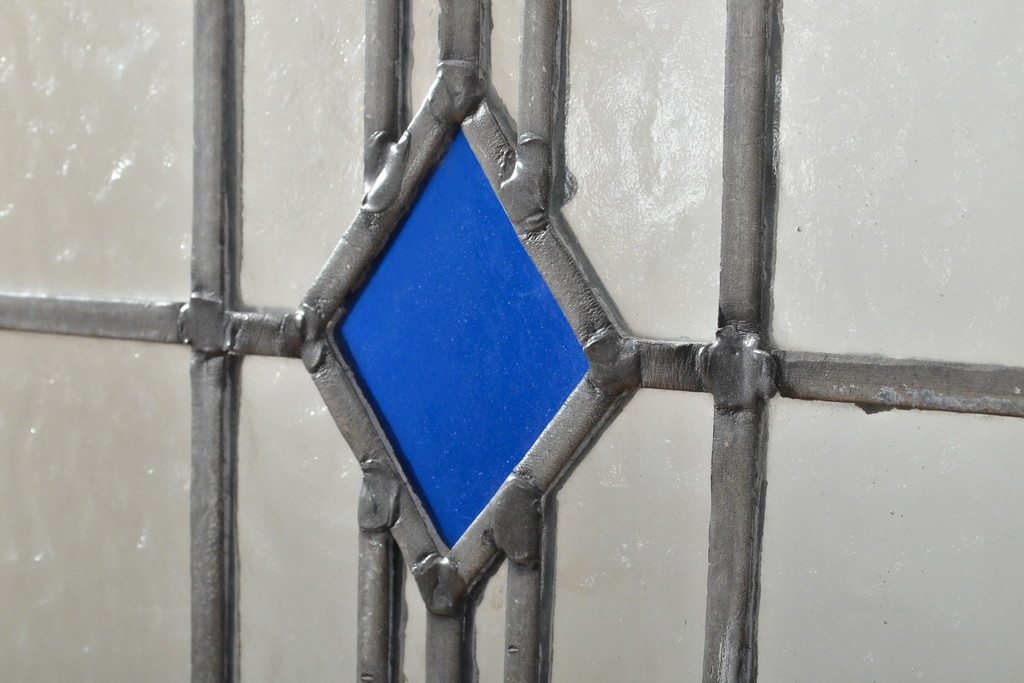 イギリスアンティーク建具　かわいいダイヤのステンドグラス入り!おしゃれなアーチ型のドア3枚セット(扉)(R-055975)