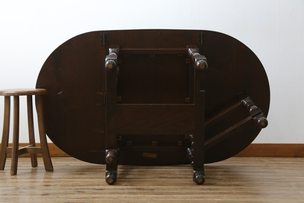 中古　美品　松本民芸家具　M型バタフライ卓(楕円)　凝った脚のデザインが優雅さを際立たせるバタフライテーブル(ドロップリーフテーブル、エクステンションテーブル、食卓、ダイニングテーブル、2人掛け、4人掛け、2P、4P)(定価約28万)(R-078100)