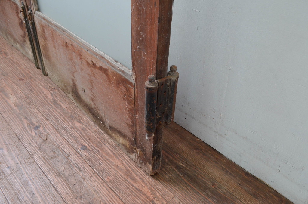 アンティーク建具　レトロな雰囲気漂う両開きドア1対2セット(ガラス扉、玄関扉)(R-080895)