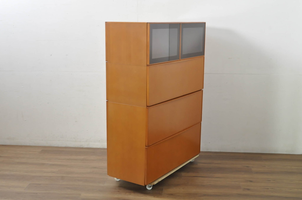 中古　美品　arflex(アルフレックス)　COMPOSER(コンポーザー)　シンプルで洗練されたデザインが魅力的なキャビネット(収納棚、戸棚、サイドボード)(定価約30万円)(R-080434)