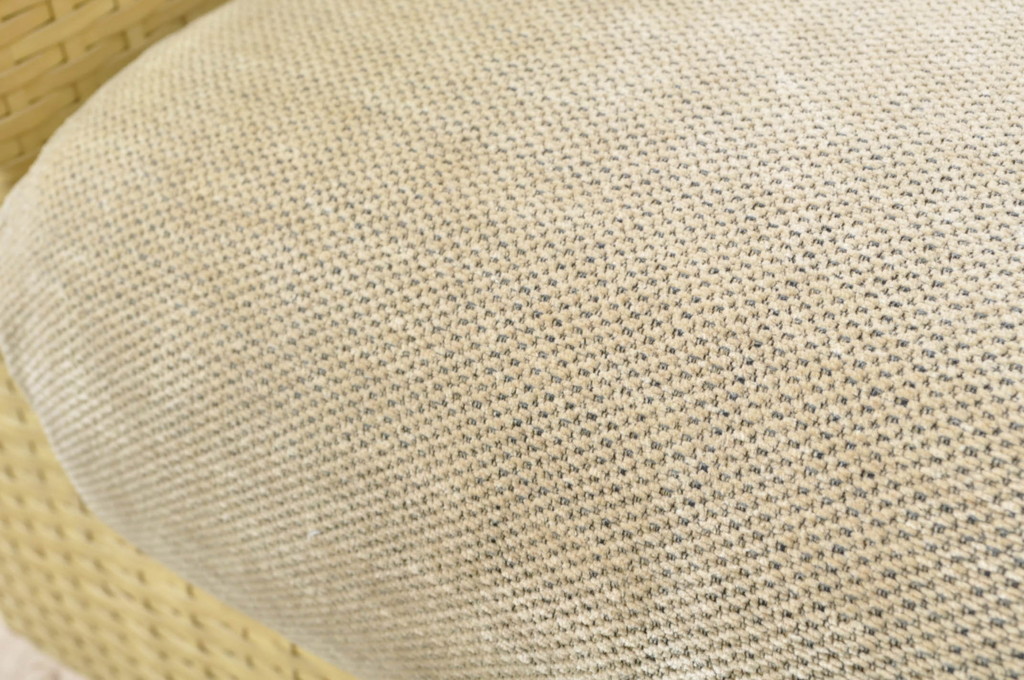 中古　美品　arflex(アルフレックス)　A・SOFA (エー・ソファ) HOLIDAYS(ホリデイズ)　本革(レザー)　水牛革を編み込んだ涼しげなデザインがおしゃれな一人掛けソファ(アームソファ、ラウンジソファ、1人掛け、1P)(定価約26万円)(R-080323)