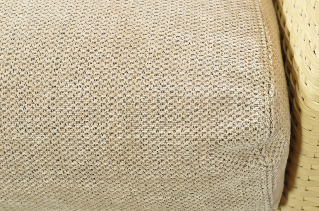 中古　美品　arflex(アルフレックス)　A・SOFA (エー・ソファ) HOLIDAYS(ホリデイズ)　本革(レザー)　水牛革を編み込んだ涼しげなデザインがおしゃれな一人掛けソファ(アームソファ、ラウンジソファ、1人掛け、1P)(定価約26万円)(R-080323)