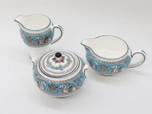 イギリス　WEDGWOOD(ウェッジウッド)　FLORENTINE TURQUOISE(フロレンティーン ターコイズ)　ティー　コーヒー　高い品格を感じるシュガーボックス・クリーマー2点セット(グロテスク文様、フルーツ、果物、ミルクジャー、ミルクポット、シュガーポット、ボンボン入れ、洋食器、英国)(R-081215)