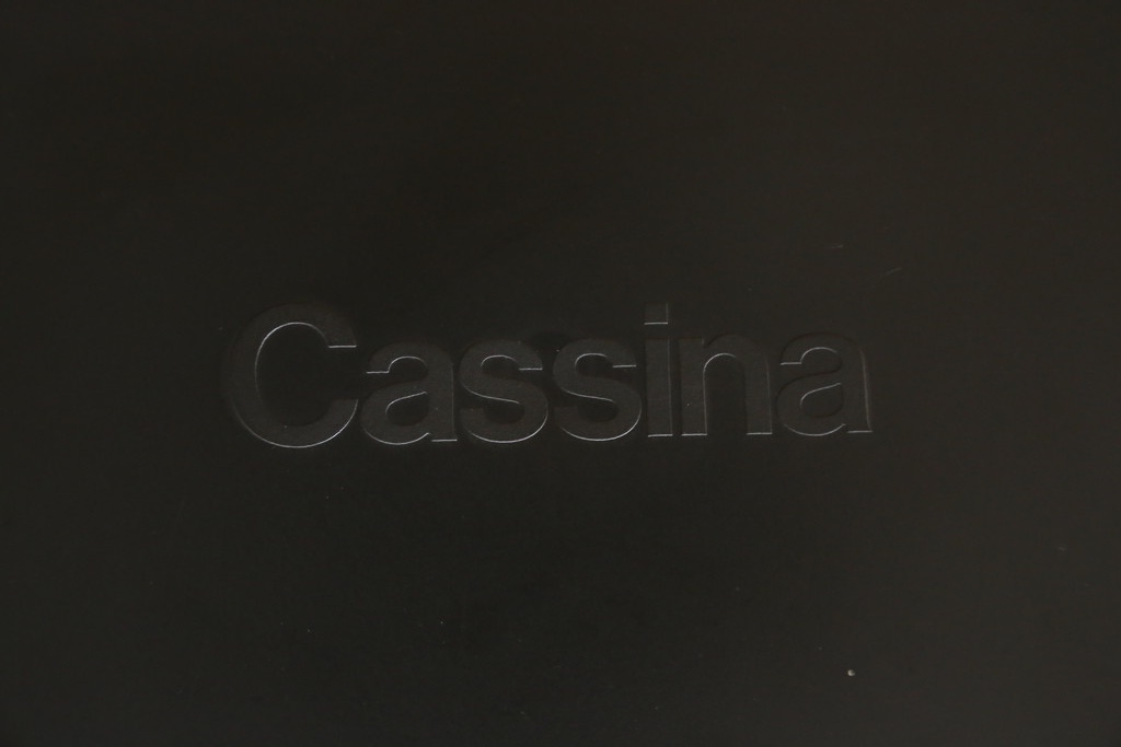 中古　Cassina(カッシーナ)　412　CAB(キャブ)　MARIO BELLINI(マリオベリーニ)　シンプルモダンな空間づくりに活躍するアームレスチェア2脚セット(ダイニングチェア、椅子、イス)(定価2脚で約52万8千円)(R-073999)