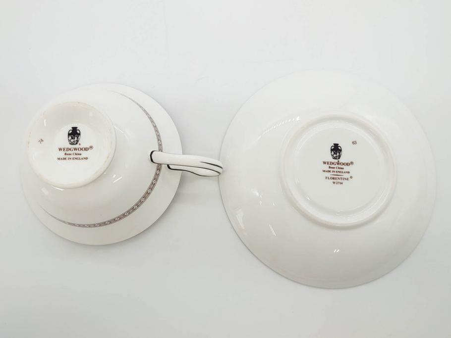 イギリス　WEDGWOOD(ウェッジウッド)　FLORENTINE TURQUOISE(フロレンティーン ターコイズ)　上品な佇まいのティーカップ&ソーサー4客セット(グロテスク文様、フルーツ、果物、ピオニー、C&S、洋食器、英国)(R-081218)