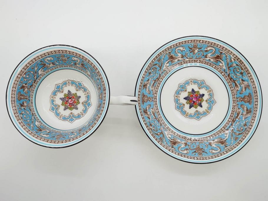 イギリス　WEDGWOOD(ウェッジウッド)　FLORENTINE TURQUOISE(フロレンティーン ターコイズ)　上品な佇まいのティーカップ&ソーサー4客セット(グロテスク文様、フルーツ、果物、ピオニー、C&S、洋食器、英国)(R-081218)