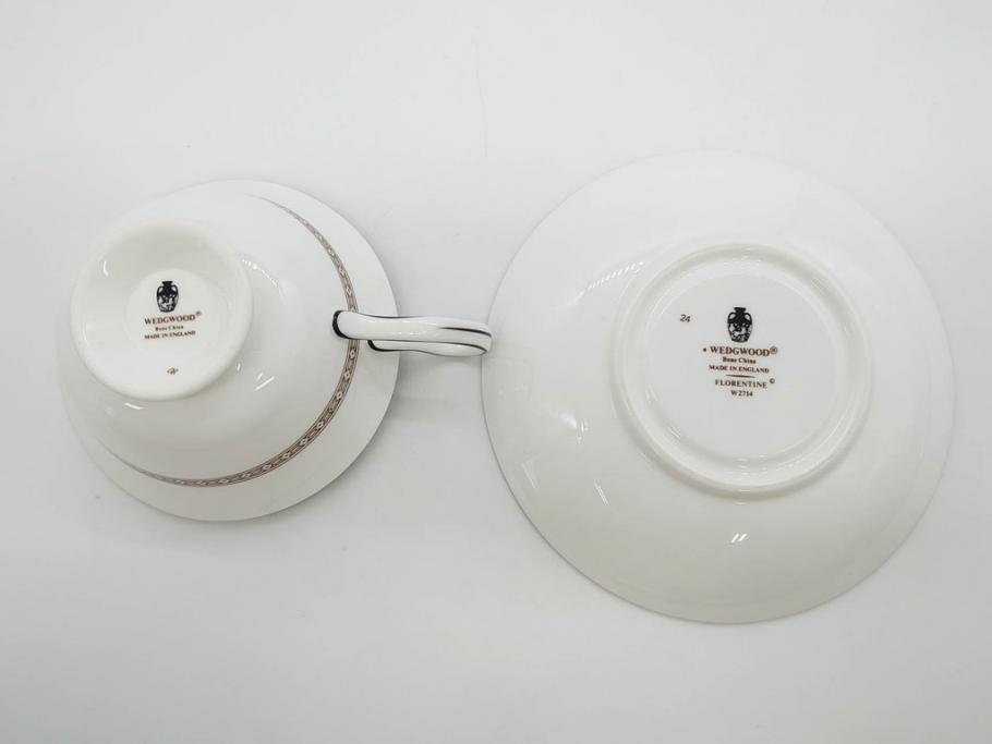 イギリス　WEDGWOOD(ウェッジウッド)　FLORENTINE TURQUOISE(フロレンティーン ターコイズ)　上品な佇まいのティーカップ&ソーサー4客セット(グロテスク文様、フルーツ、果物、ピオニー、C&S、洋食器、英国)(R-081218)