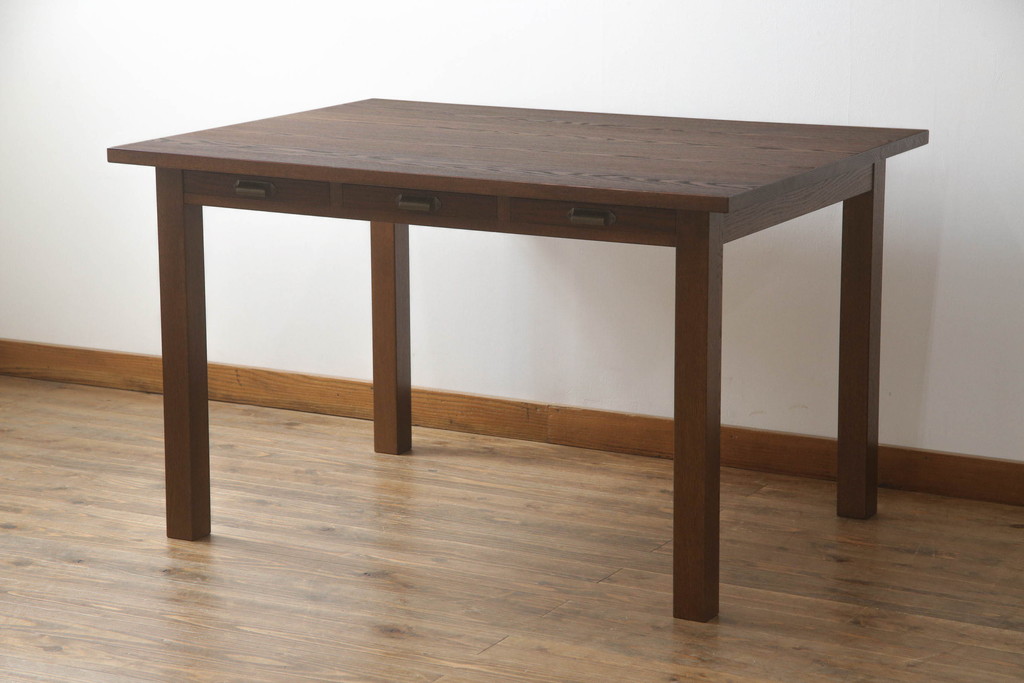 【オーダー家具実例】当店のオリジナル家具を参考に、両面引き出し付きの作業台を新規製作しました。(4人掛け、四人掛け、ダイニングテーブル)