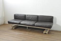 中古　超美品　Cassina(カッシーナ)　Le Corbusier(ル・コルビュジエ)　LC5　シンプルモダンなデザインが素敵な3人掛けソファ(3Pソファ、三人掛け)(定価約262万円)(R-080348)