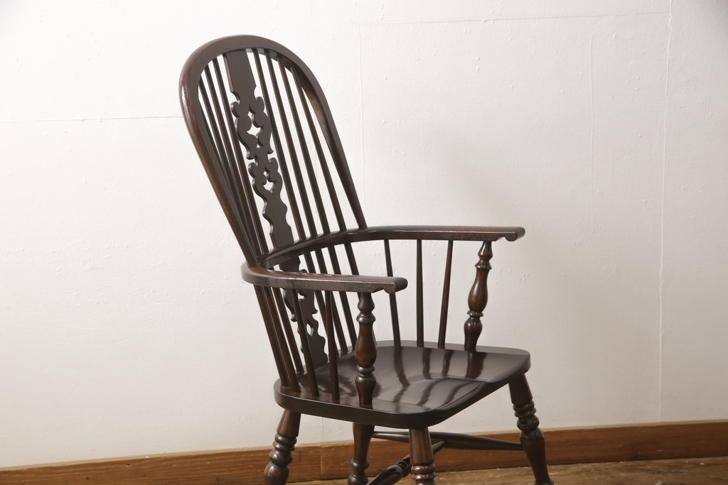 中古　美品　松本民芸家具　#44A型　洋風のクラシカルなデザインが美しいウィンザーチェア(アームチェア、椅子、イス、ウインザーチェア)(定価約18万円)(R-056542)