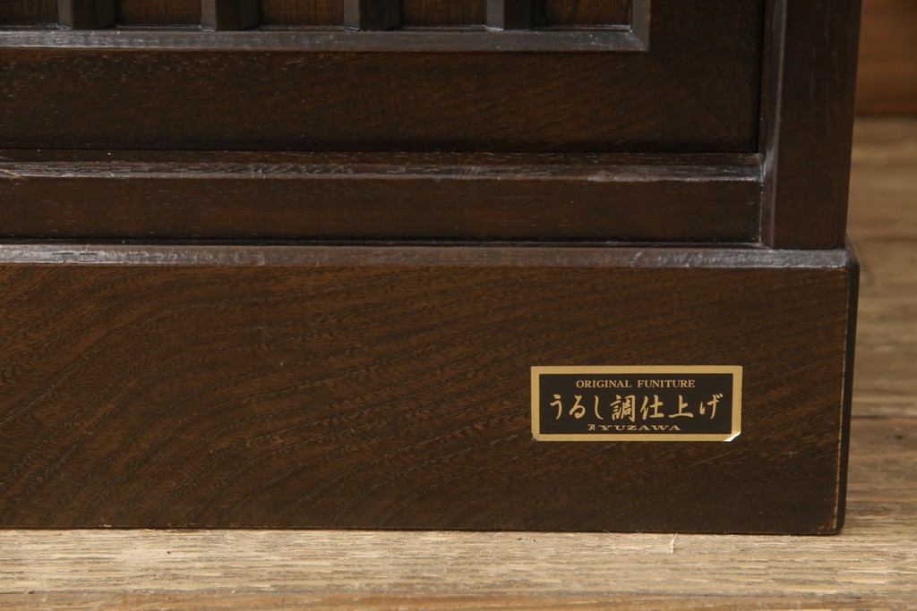【セミオーダー家具実例】キャビネットに高品質リペアを施しました。戸棚の建具を障子からクリアガラスへ変更しました。(水屋箪笥、食器棚、収納棚、戸棚)