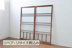 アンティーク建具　デザイングッド!!　レトロな空間作りにおすすめなガラス戸2枚セット(引き戸)(R-080883)