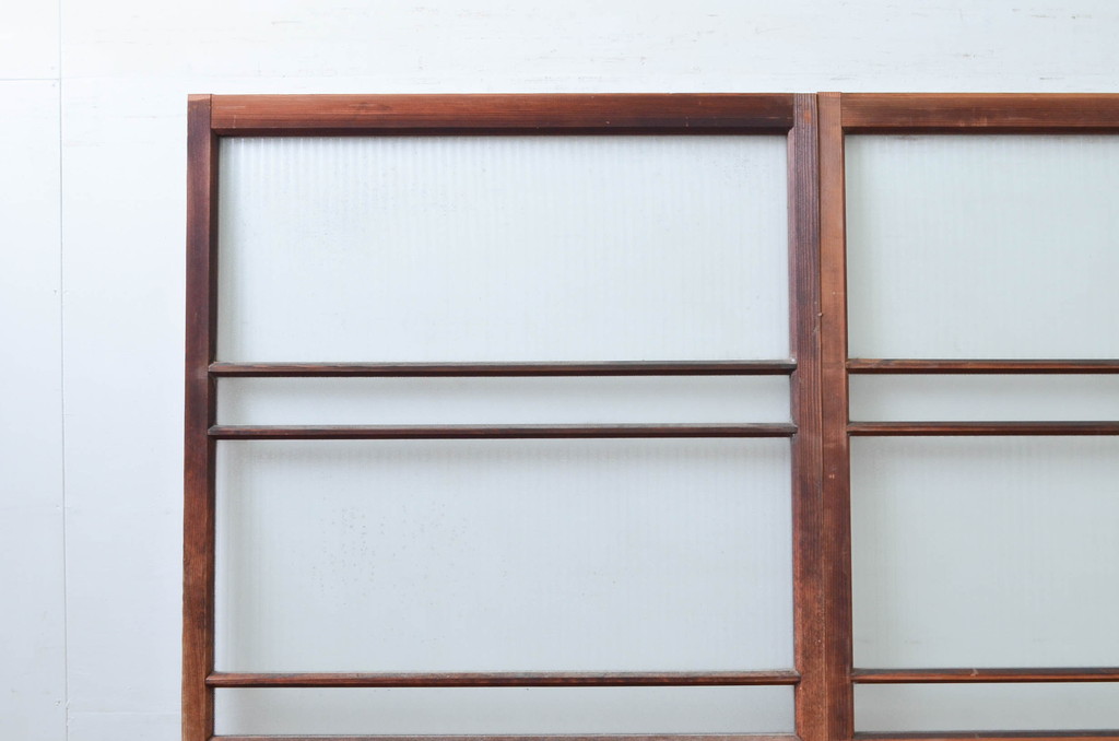アンティーク建具　デザイングッド!!　レトロな空間作りにおすすめなガラス戸2枚セット(引き戸)(R-080883)