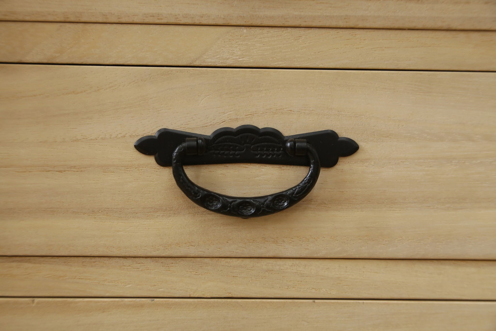 中古　美品　和の空間づくりにおすすめの総桐仙台箪笥(サイドチェスト、衣装箪笥、収納箪笥、和タンス、引き出し)(R-077376)