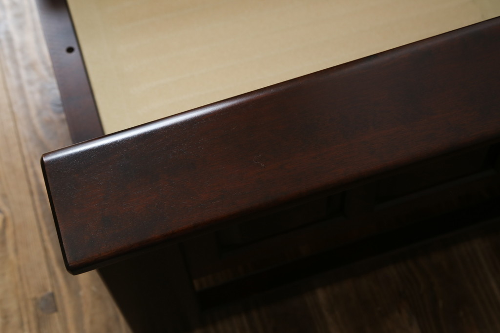 中古　北海道民芸家具　HM220　落ち着いた色合いと重厚な佇まいが魅力的なアームチェア(1人掛けソファ、アームソファ、椅子、イス)(R-070808)