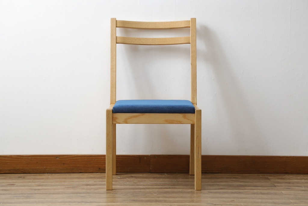 中古　短期展示品　美品　ヤクモ家具製作所　オーク材　シンプルチェア(SC40RO)　クッションタイプ　ナチュラルな風合いが優しい印象のチェア(ダイニングチェア、椅子、イス)(R-069797)