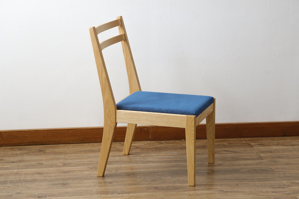 中古　短期展示品　美品　ヤクモ家具製作所　オーク材　シンプルチェア(SC40RO)　クッションタイプ　ナチュラルな風合いが優しい印象のチェア(ダイニングチェア、椅子、イス)(R-069797)