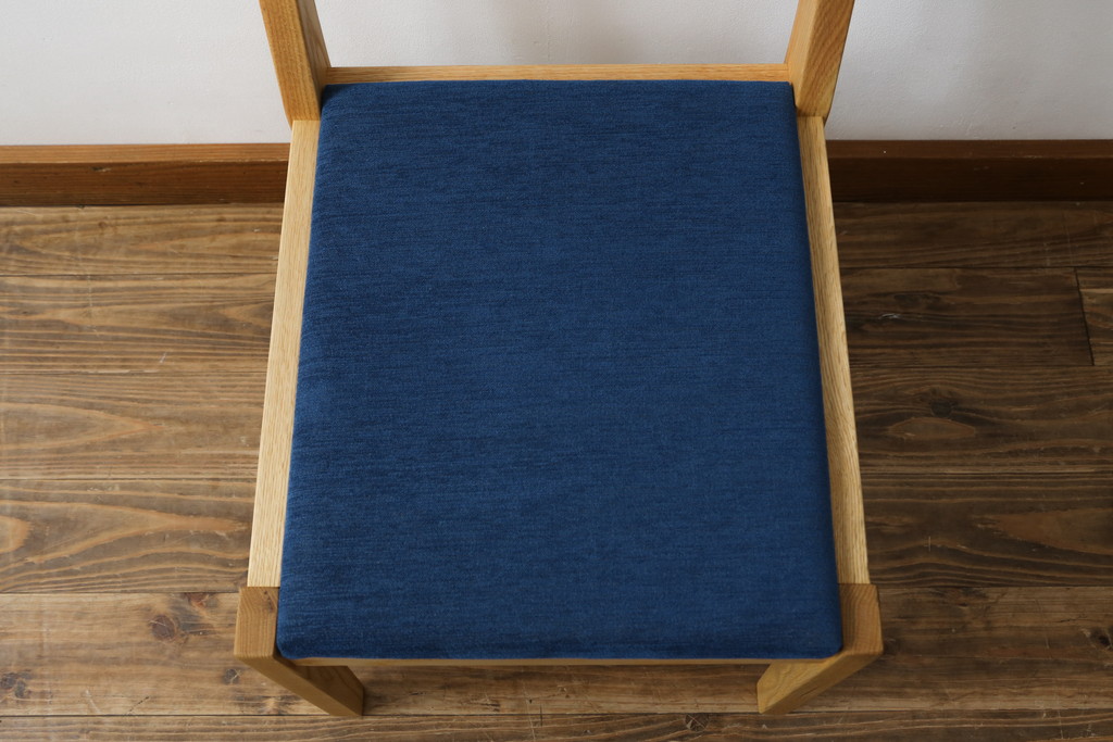 中古　短期展示品　美品　ヤクモ家具製作所　オーク材　シンプルチェア(SC40RO)　クッションタイプ　ナチュラルな風合いが優しい印象のチェア(ダイニングチェア、椅子、イス)(R-069797)