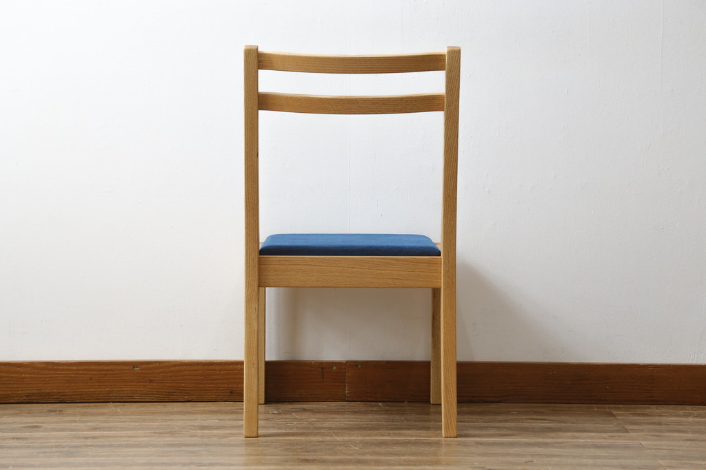 中古　短期展示品　美品　ヤクモ家具製作所　オーク材　シンプルチェア(SC40RO)　クッションタイプ　ナチュラルな風合いが優しい印象のチェア(ダイニングチェア、椅子、イス)(R-069797)
