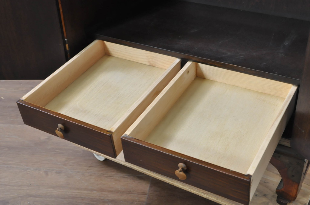 中古　美品　李朝　作りの良い真鍮(しんちゅう)金具が魅力的なキャビネット(サイドキャビネット、サイドテーブル、箪笥、収納棚、戸棚)(R-080379)