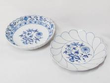 ドイツ　マイセン　Meissen　ブルーオニオン　美しい意匠が上品な雰囲気を高めるプレート&サラダボウルセット(サラダディッシュ、花形、花型、深皿、中皿、菊割り、洋食器)(R-081295)