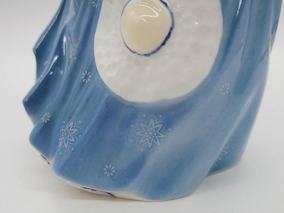 イギリス　Royal Doulton(ロイヤルドルトン)　Hilary(ヒラリー)　上品な雰囲気のフィギュリン(陶器人形、女性、貴婦人、置物、オブジェ)(R-081297)