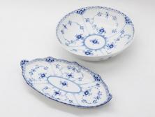 デンマーク　ROYAL COPENHAGEN(ロイヤルコペンハーゲン)　ブルーフルーテッド 　ハーフレース　美しいブルーの縁取りが魅力のボウル&ピックルディッシュセット(プレート、変形皿、中皿、洋食器、北欧)(R-081290)