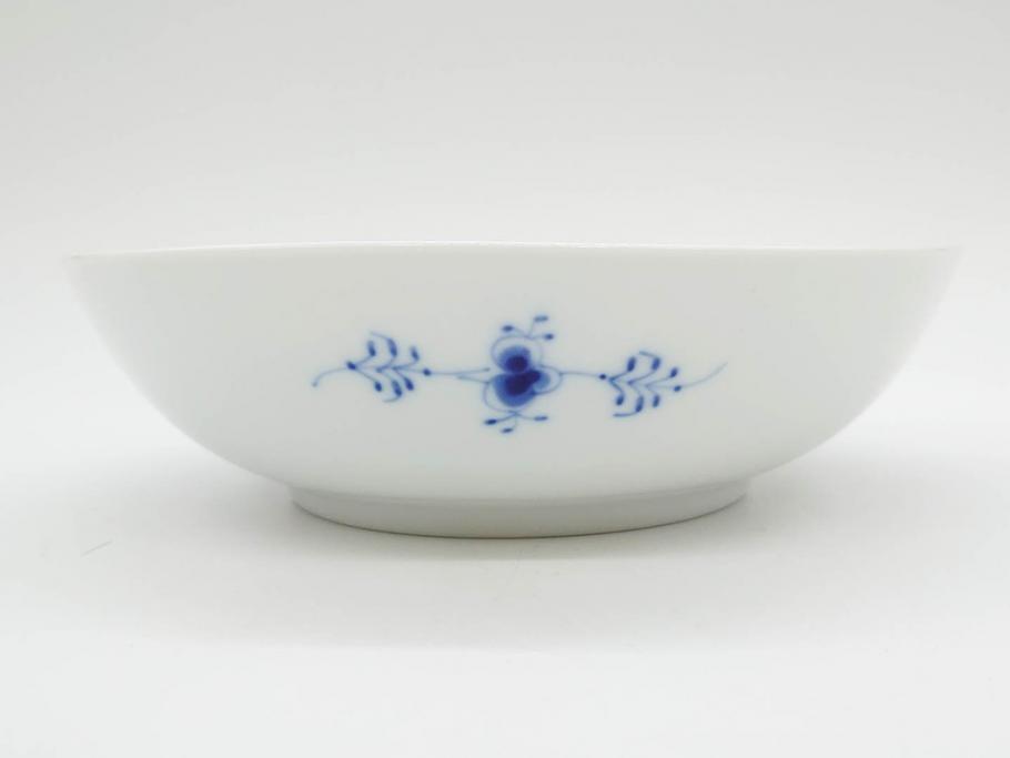 デンマーク　ROYAL COPENHAGEN(ロイヤルコペンハーゲン)　ブルーフルーテッド 　ハーフレース　美しいブルーの縁取りが魅力のボウル&ピックルディッシュセット(プレート、変形皿、中皿、洋食器、北欧)(R-081290)