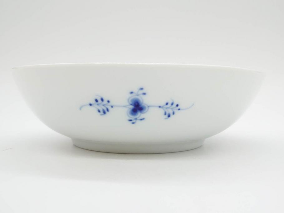 デンマーク　ROYAL COPENHAGEN(ロイヤルコペンハーゲン)　ブルーフルーテッド 　ハーフレース　美しいブルーの縁取りが魅力のボウル&ピックルディッシュセット(プレート、変形皿、中皿、洋食器、北欧)(R-081290)