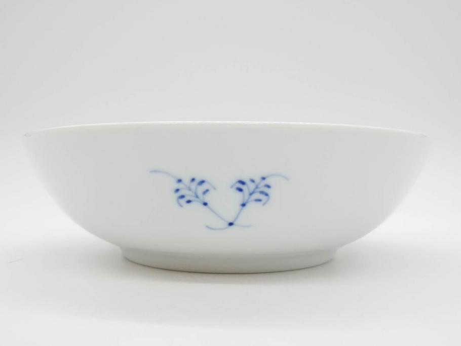 デンマーク　ROYAL COPENHAGEN(ロイヤルコペンハーゲン)　ブルーフルーテッド 　ハーフレース　美しいブルーの縁取りが魅力のボウル&ピックルディッシュセット(プレート、変形皿、中皿、洋食器、北欧)(R-081290)