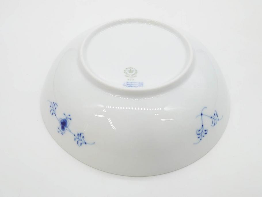 デンマーク　ROYAL COPENHAGEN(ロイヤルコペンハーゲン)　ブルーフルーテッド 　ハーフレース　美しいブルーの縁取りが魅力のボウル&ピックルディッシュセット(プレート、変形皿、中皿、洋食器、北欧)(R-081290)