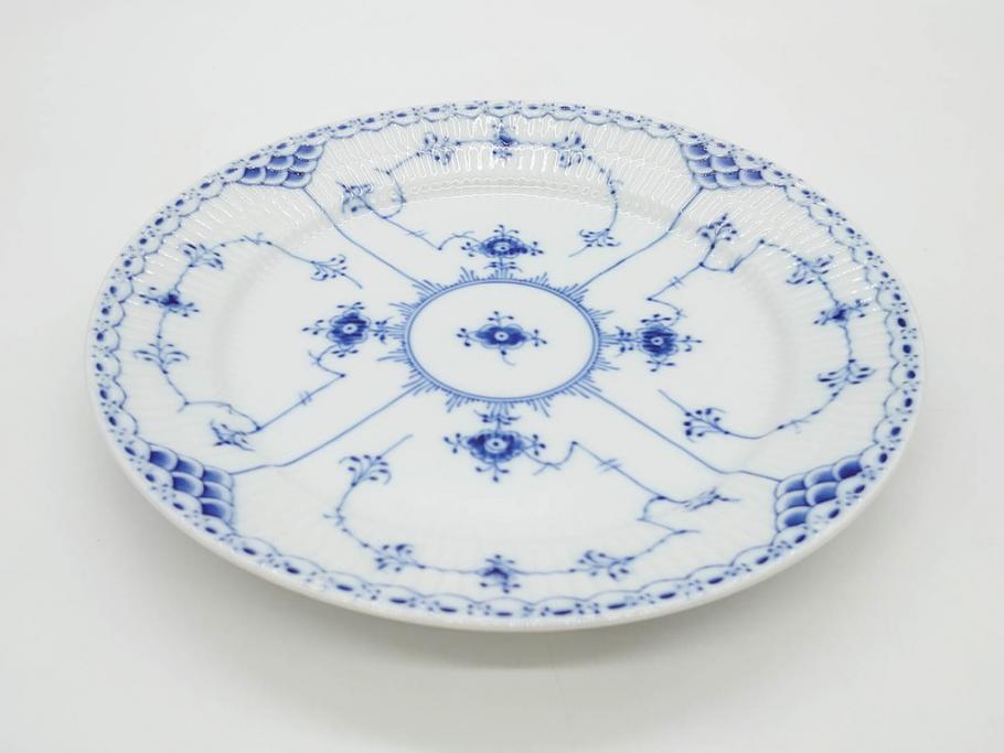 デンマーク　ROYAL COPENHAGEN(ロイヤルコペンハーゲン)　ブルーフルーテッド ハーフレース　約25cm　プレート3枚セット(大皿、洋食器、北欧)(R-081292)