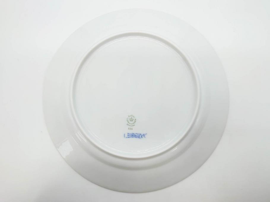 デンマーク　ROYAL COPENHAGEN(ロイヤルコペンハーゲン)　ブルーフルーテッド ハーフレース　約25cm　プレート3枚セット(大皿、洋食器、北欧)(R-081292)