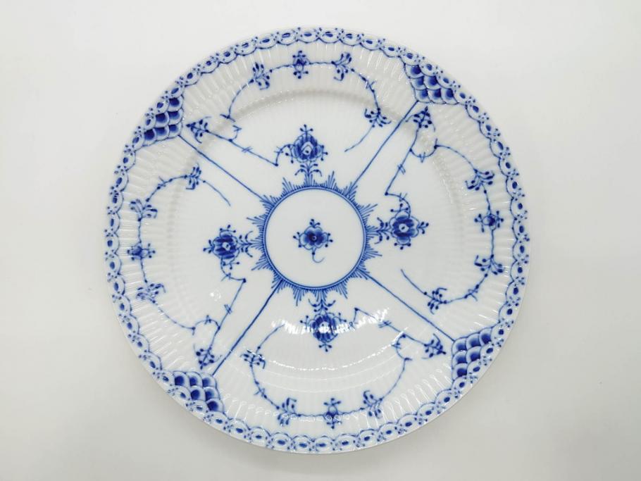 デンマーク　ROYAL COPENHAGEN(ロイヤルコペンハーゲン)　ブルーフルーテッド ハーフレース　約25cm　プレート3枚セット(大皿、洋食器、北欧)(R-081292)