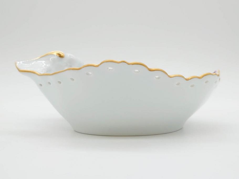 希少　デンマーク　ROYAL COPENHAGEN(ロイヤルコペンハーゲン)　バーガンディ　フルーテッド　フルレース　上品な雰囲気漂うシェルディッシュ(金彩、プレート、貝、中皿、変形皿、洋食器、北欧)(R-081293)