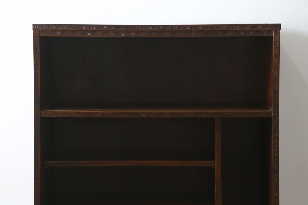 中古　美品　軽井沢彫り　細やかな彫り込みが目を引く下駄箱(シューズボックス、収納棚、戸棚、靴箱、玄関収納)(R-080038)
