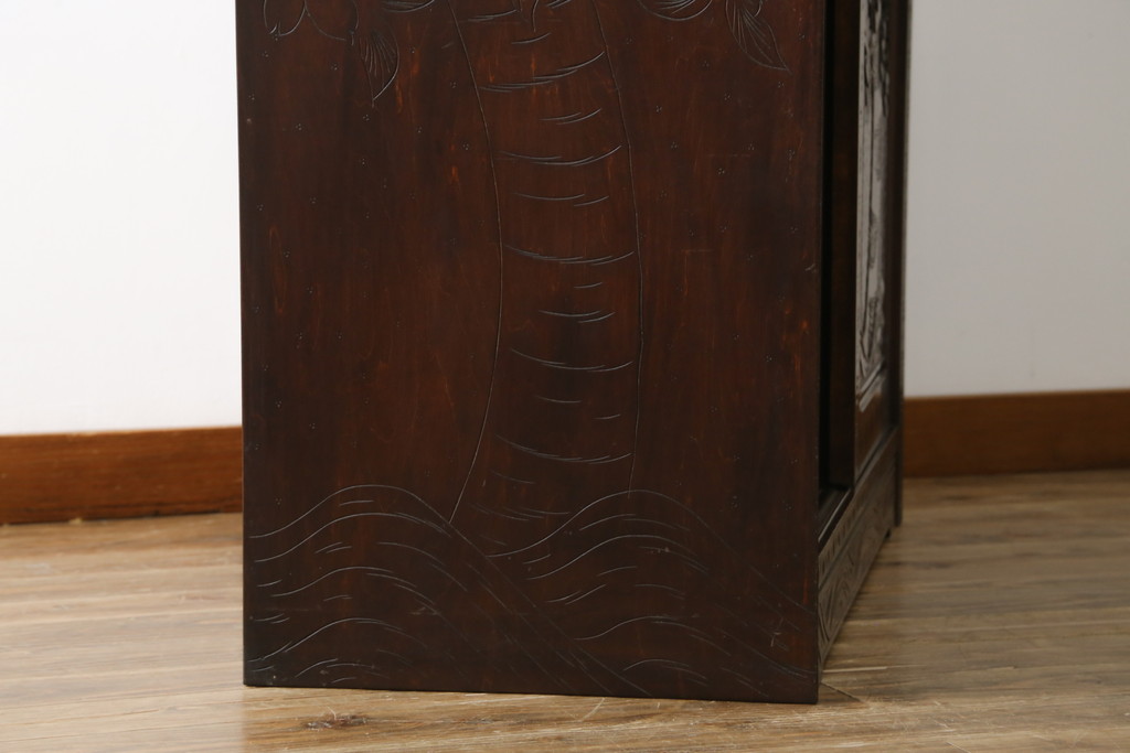 中古　美品　軽井沢彫り　細やかな彫り込みが目を引く下駄箱(シューズボックス、収納棚、戸棚、靴箱、玄関収納)(R-080038)
