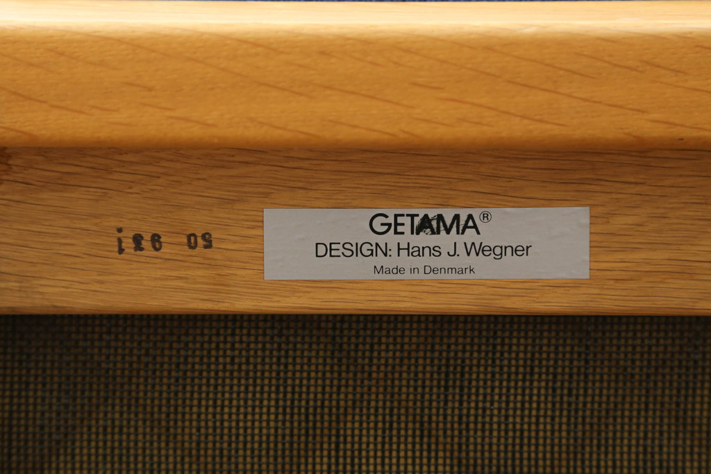 中古　北欧　GETAMA(ゲタマ)　Hans J Wegner(ハンス・J・ウェグナー)　GE265　ナチュラルな雰囲気がかわいらしい2人掛けソファ(二人掛け、2P)(R-062067)