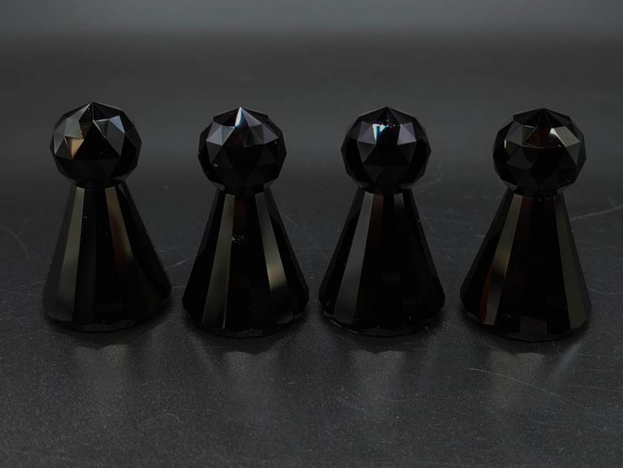 オーストリア　SWAROVSKI(スワロフスキー)　SILVER CRYSTAL(シルバー クリスタル)　チェスセット(チェス盤、駒、ピース、スワン印、ケース付き、外箱付き)(R-081304)