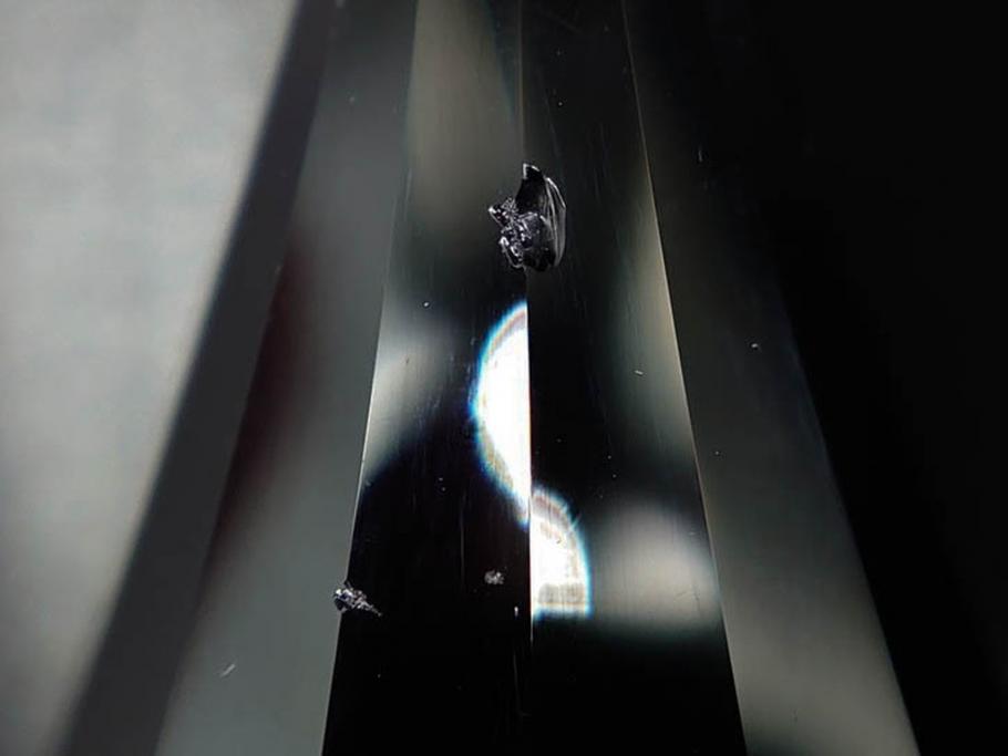 オーストリア　SWAROVSKI(スワロフスキー)　SILVER CRYSTAL(シルバー クリスタル)　チェスセット(チェス盤、駒、ピース、スワン印、ケース付き、外箱付き)(R-081304)