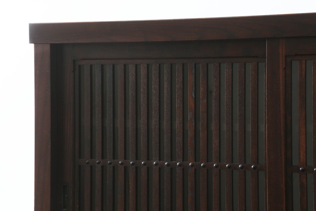 中古　美品　上質な和の空間を演出する水屋箪笥サイドボード(サイドキャビネット、収納棚、戸棚)(R-075018)