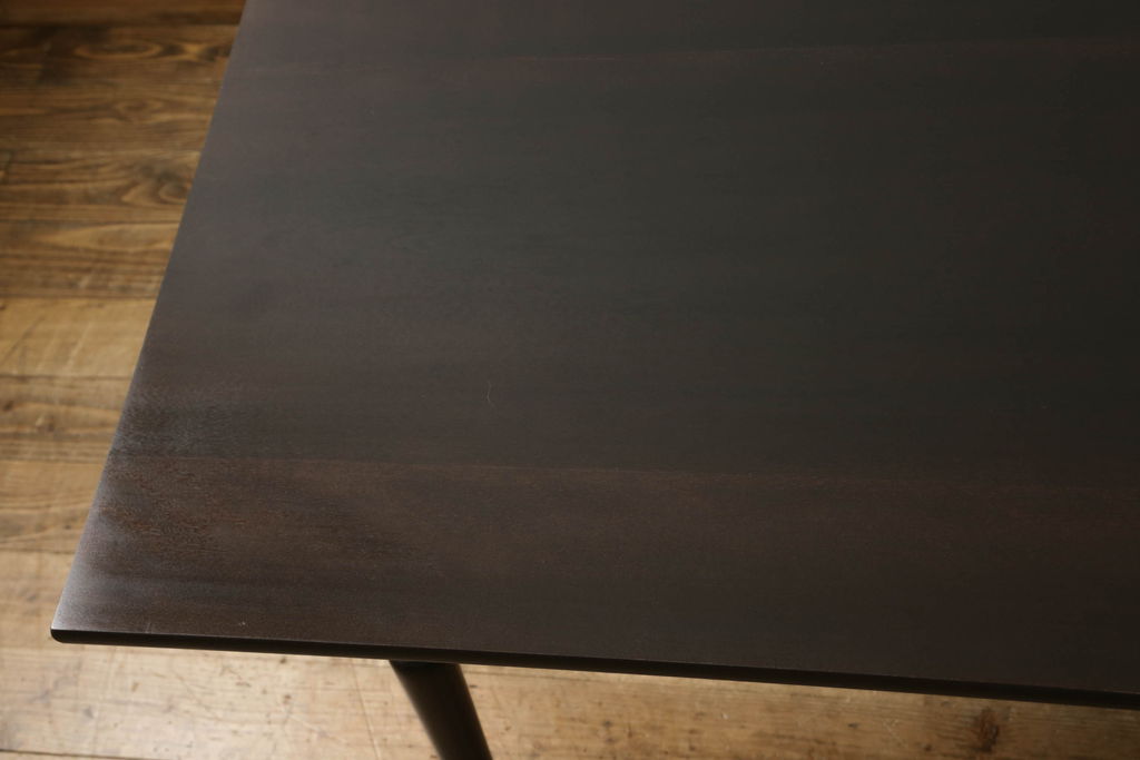 中古　松本民芸家具　クラシカルな雰囲気のA型食卓(ダイニングテーブル、ワークデスク、作業台、4人掛け、4P)(定価約19万2千円)(R-055809)