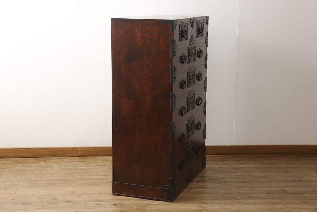 中古　美品　五城目箪笥　上質な和の空間づくりに取り入れたい衣装タンス(検索:岩谷堂箪笥)(引き出し、チェスト、和たんす、収納箪笥)(R-058901)