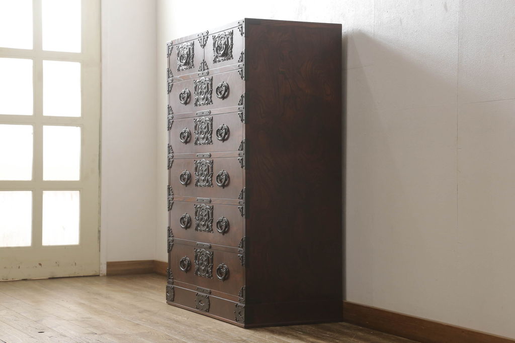 中古　美品　五城目箪笥　上質な和の空間づくりに取り入れたい衣装タンス(検索:岩谷堂箪笥)(引き出し、チェスト、和たんす、収納箪笥)(R-058901)