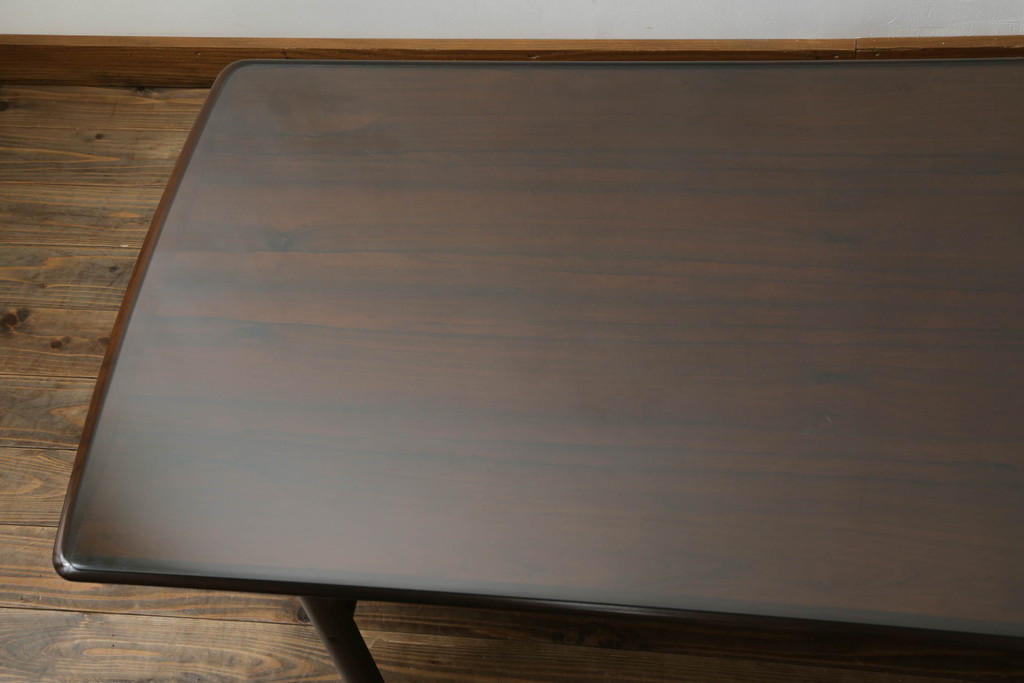 北欧ビンテージ　ノルウェー　S MOBLER(モブラー)　rasmus solberg cabinetmaker norway(ラスムスソルベルグ) 　ローズウッド材　シンプルモダンで曲線の優しいセンターテーブル(ローテーブル、ヴィンテージ)(R-058182)