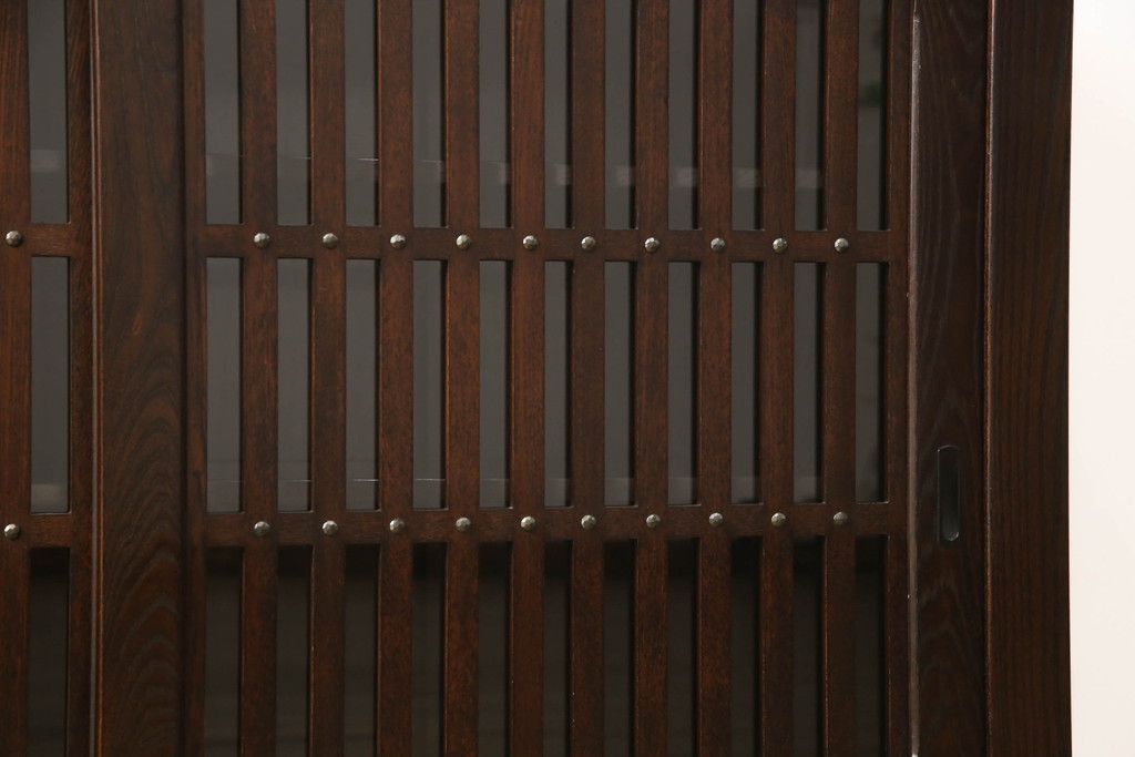 中古　美品　最高級　府中家具　松尾博昭 作　栗材　和の趣あふれる佇まいが魅力的な水屋箪笥サイドボード(食器棚、戸棚、収納棚、キャビネット)(R-063300)