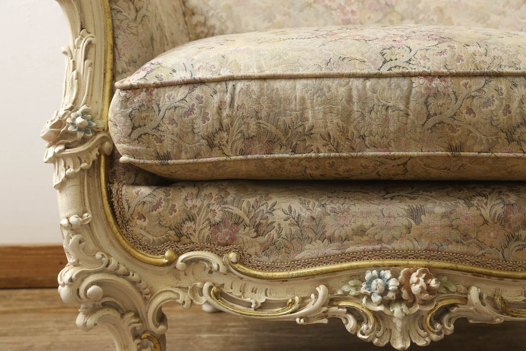 中古　イタリア高級家具　SILIK(シリック)　ロココ調　優雅で上品な空間づくりにぴったりな1人掛けソファ(一人掛けソファ、1P、アームソファ)(定価約60万円)(R-060724)