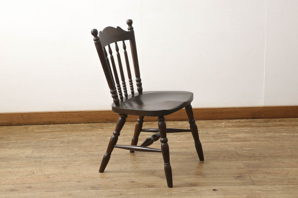 中古　松本民芸家具　16型スピンドルチェア　ゆったりと座れるダイニングチェア(板座チェア、椅子、イス)(R-059985)